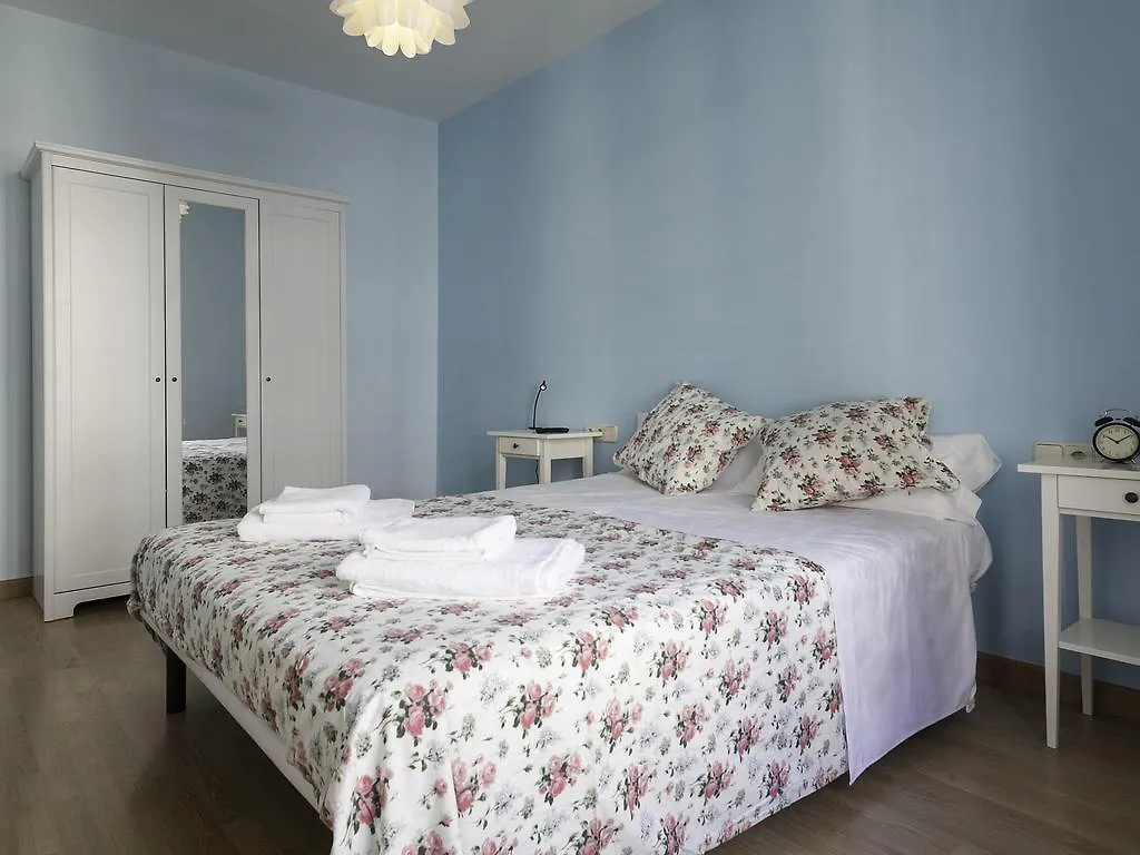 Belvilla By Oyo Rambla Paris Apartment Barcelona